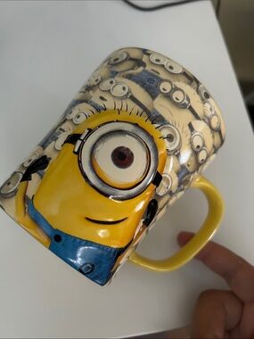 Despicable Me Minion Mayhem Yellow 3D Coffee Cup Mug Universal Studios